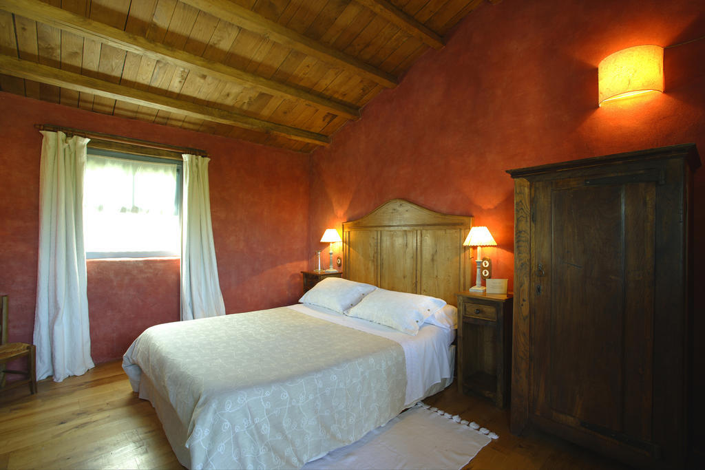Casa Do Castelo De Andrade Guest House Puentedeume Room photo