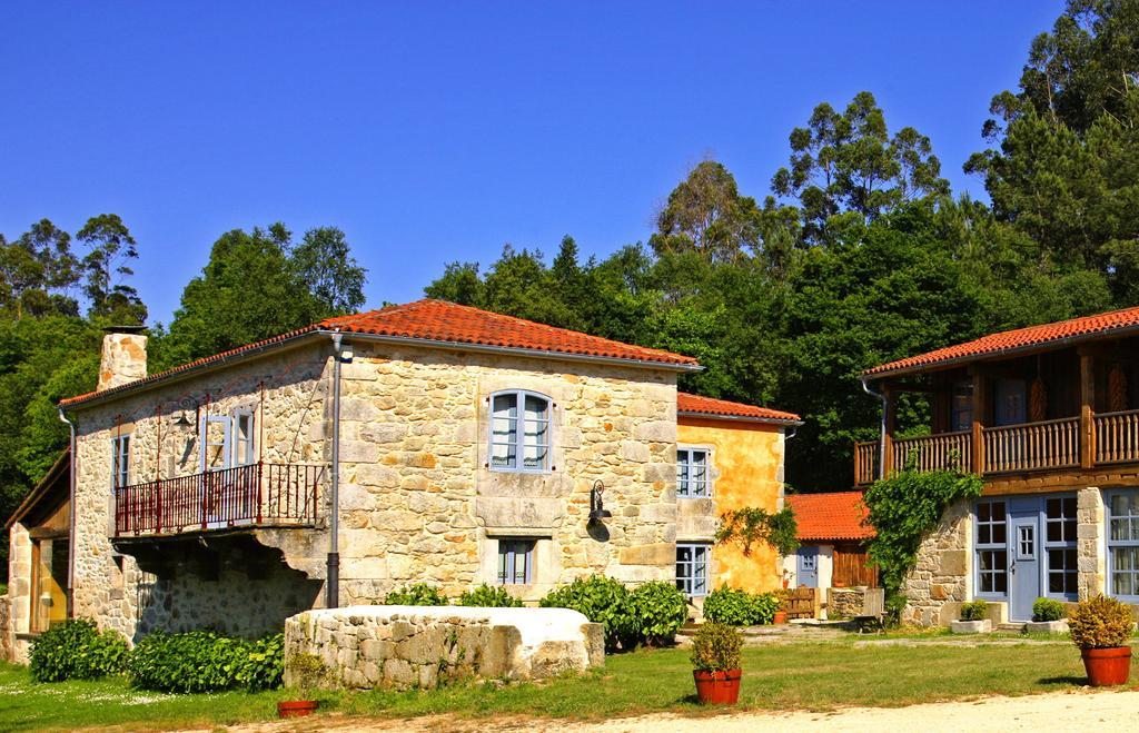 Casa Do Castelo De Andrade Guest House Puentedeume Exterior photo